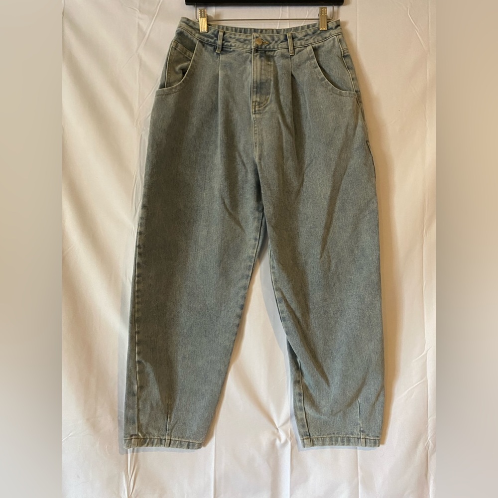 PAPERMOON Light-Wash High-Waisted Denim Jeans